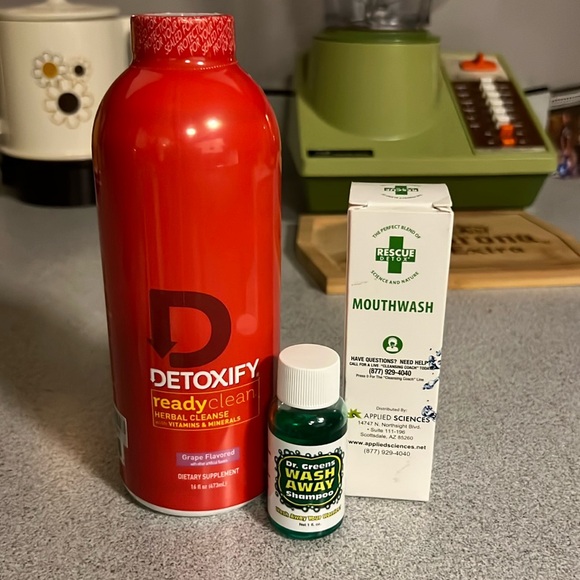 Detox, mouthwash and shampoo. (Saved your life) - Picture 1 of 1